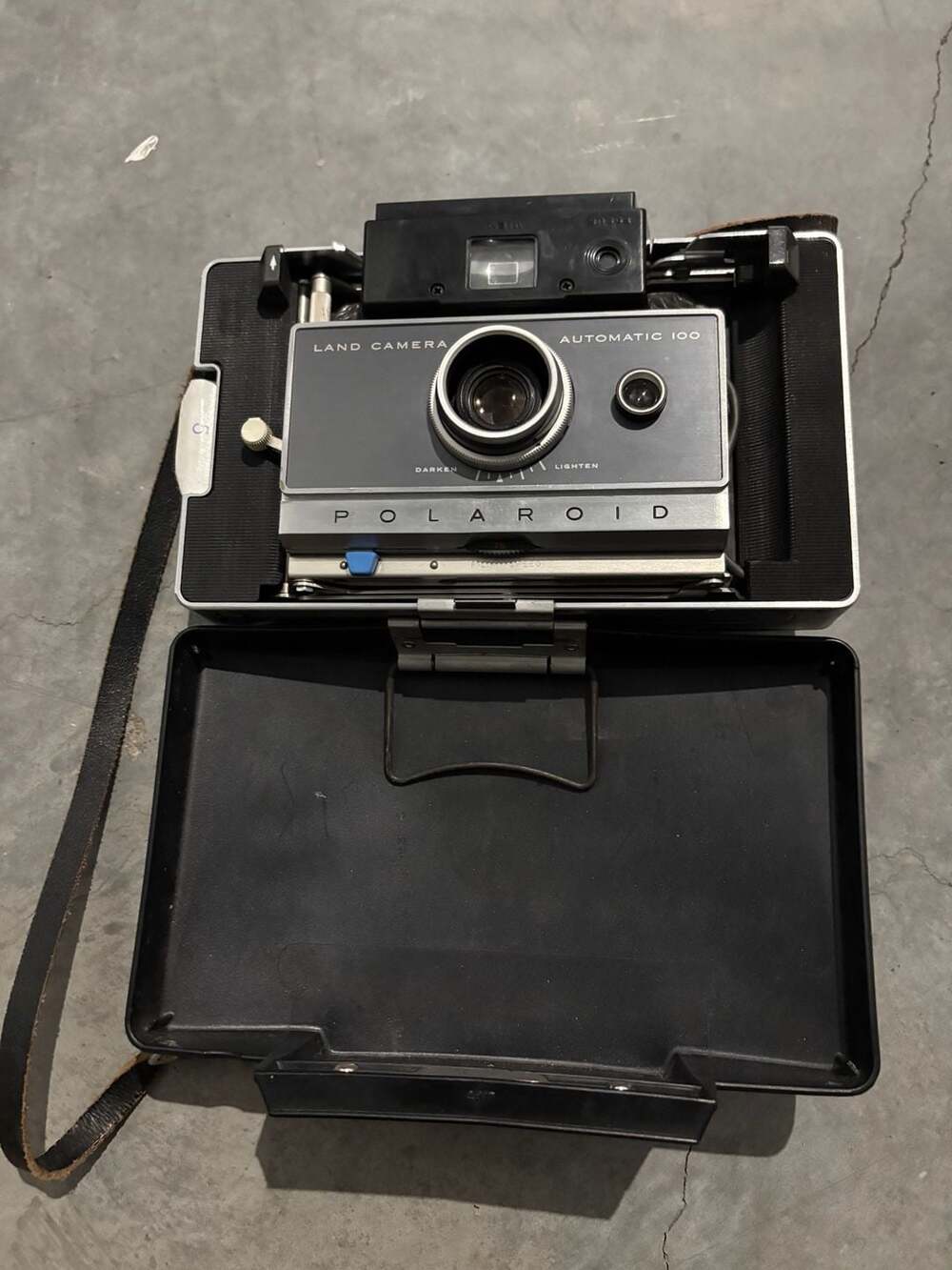 Vintage Polaroid Automatic 100 Land Camera